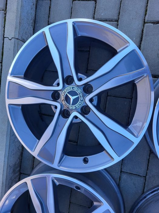 Felgi 7Jx17" Mercedes CKlasa W205 W204 W247 Aklasa W245 W176 W177 W638