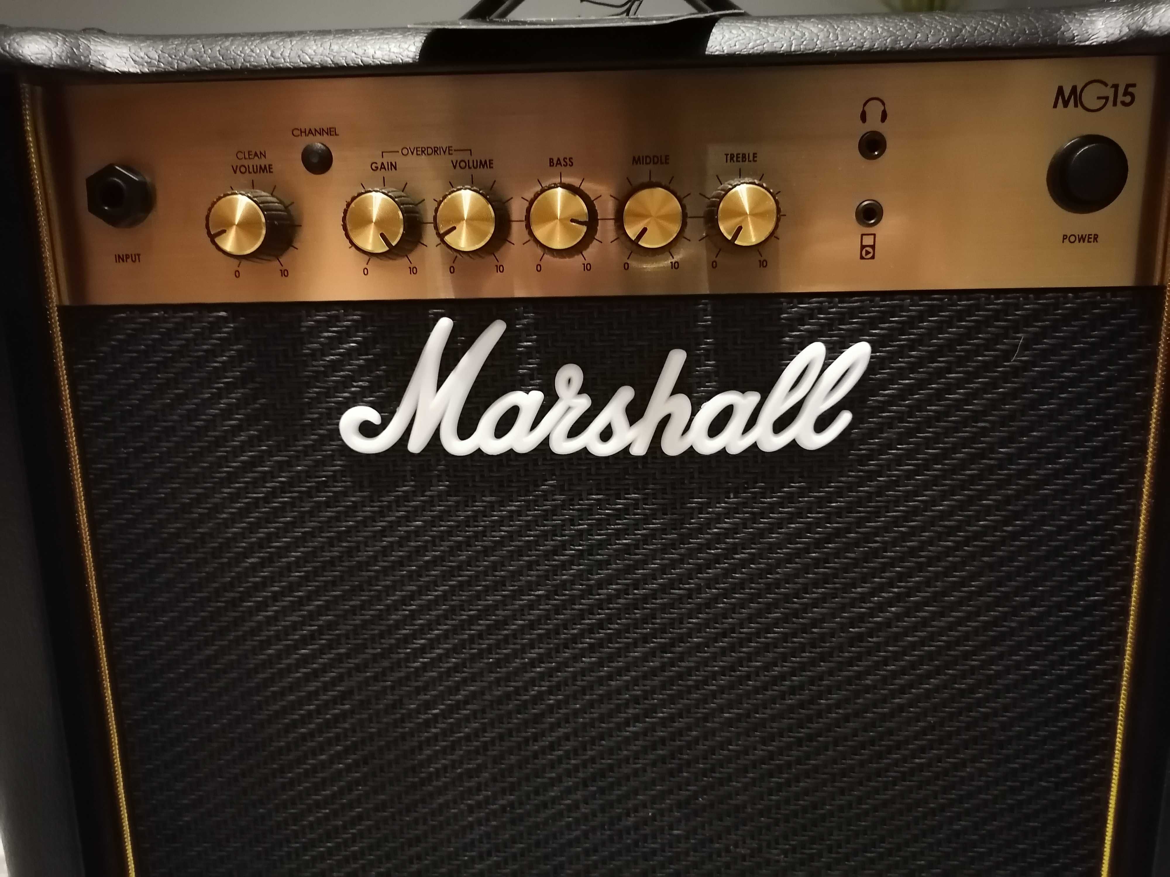 Wzmacniacz gitarowy MARSHALL MG15G GOLD