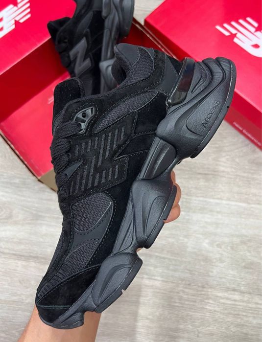Культова модель New Balance 9060