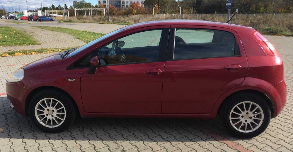 Fiat Grande Punto 1.4 77KM LPG | 2009 |