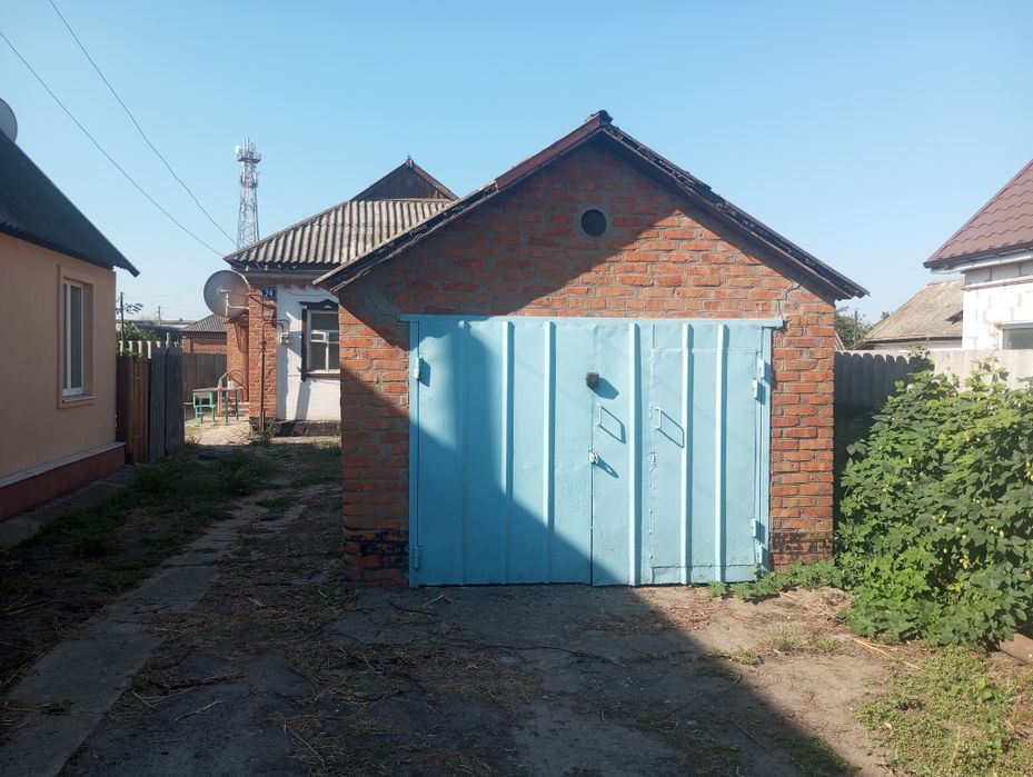 Продам дом Берестин(Красноград)