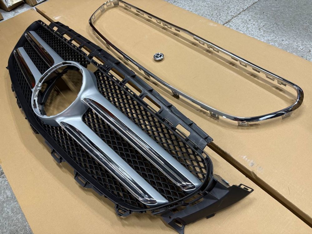 Решітка Mercedes W213 E class