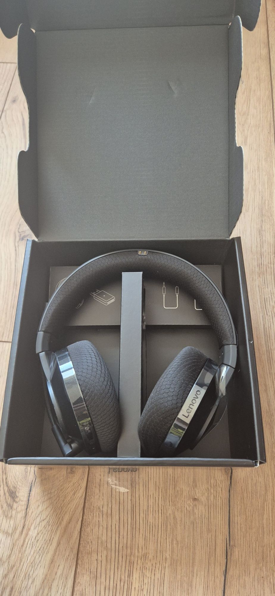 Słuchawki bezprzewodowe Lenovo Legion H600
