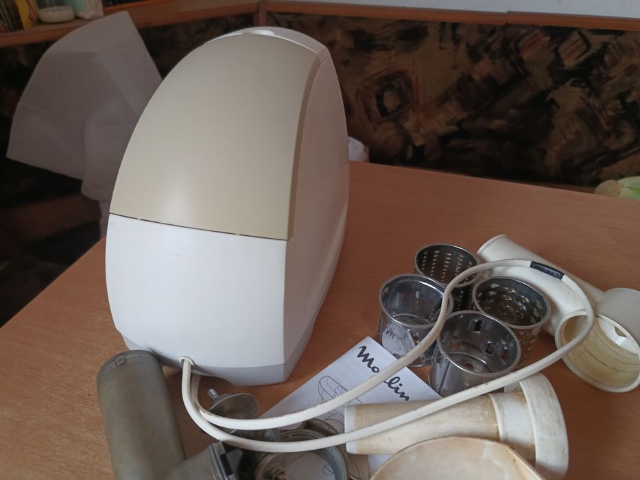 Електро м'яструба Moulinex 1400w