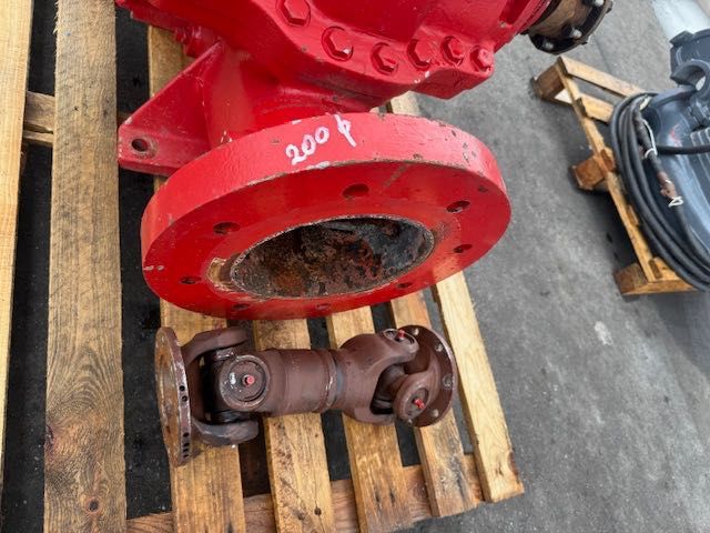 pompa do wody zdemontowana z silnika cummins 200 hp duża na wał