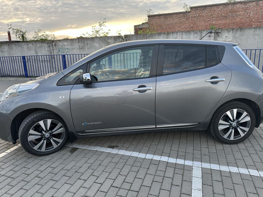 Nissan Leaf 2013