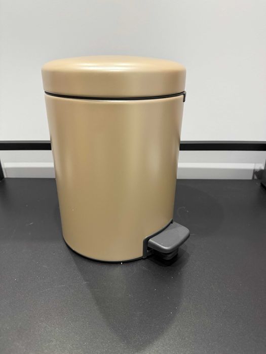 Brabantia - Kosz pedałowy NewIcon 5L Metallic Gold