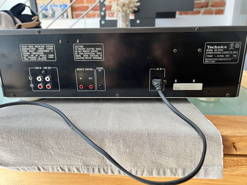 Magnetofon technics RS-TR165