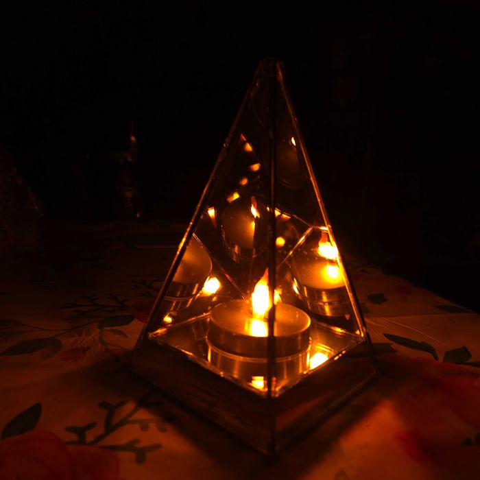 Znicz lustrzany 3D piramida