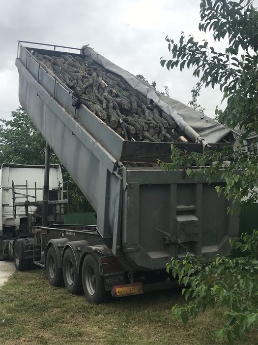 Дрова: дуб, акація та ясен