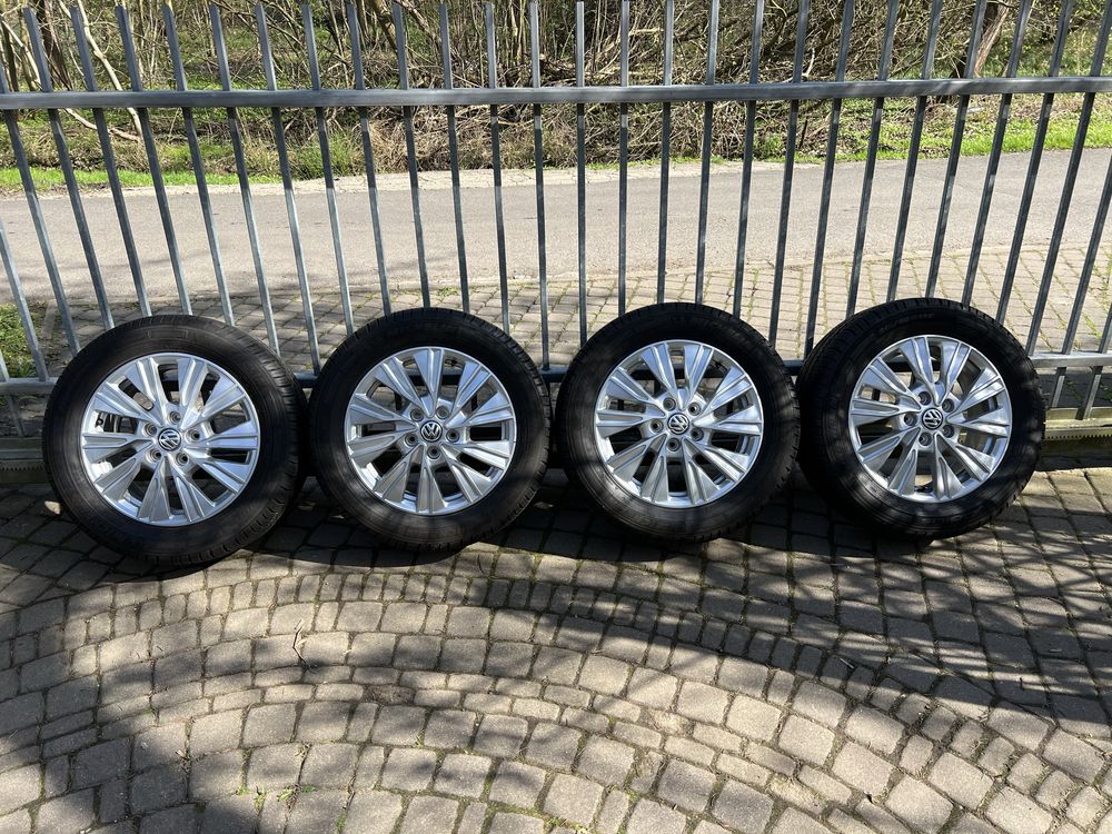 VW T6 T7 nowe Lato 215/60/17C Michelin