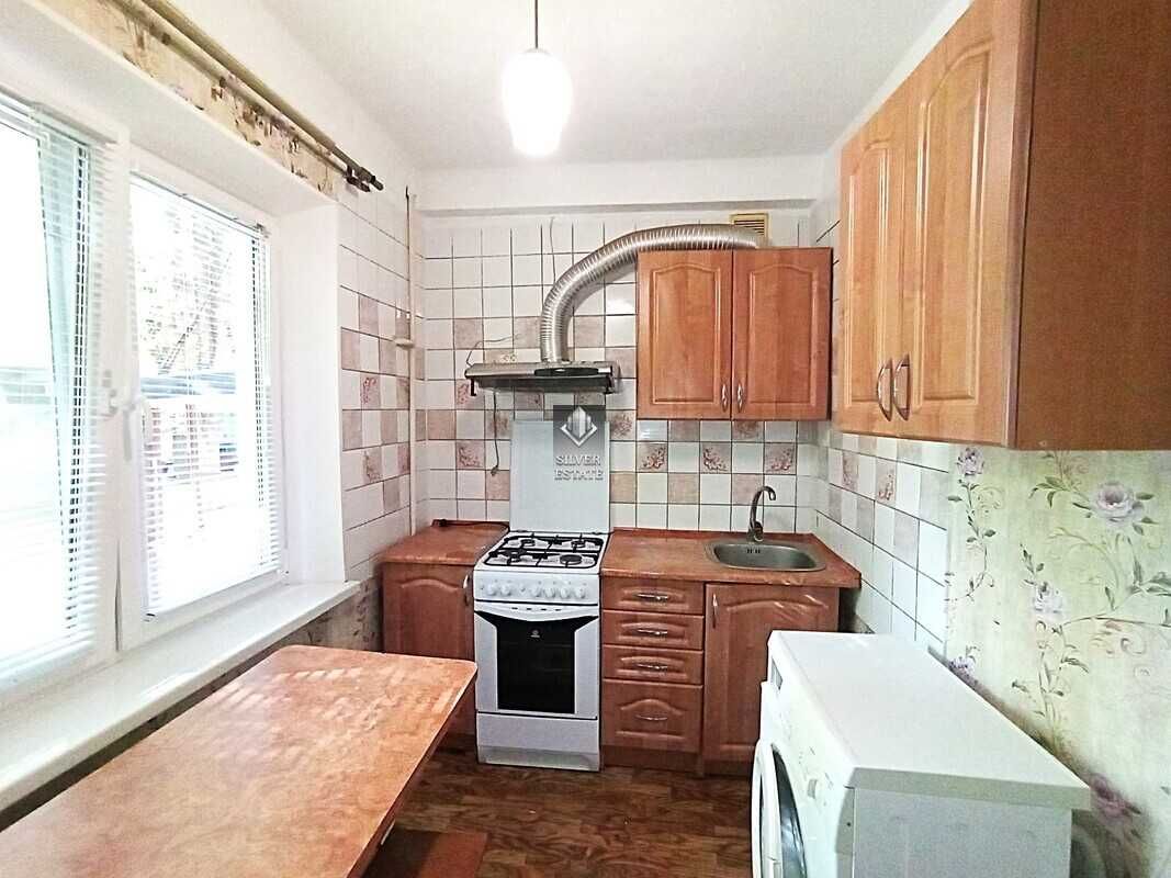 Продаж 3-кімнатної квартири, вул. Полякова, Шевченківський район