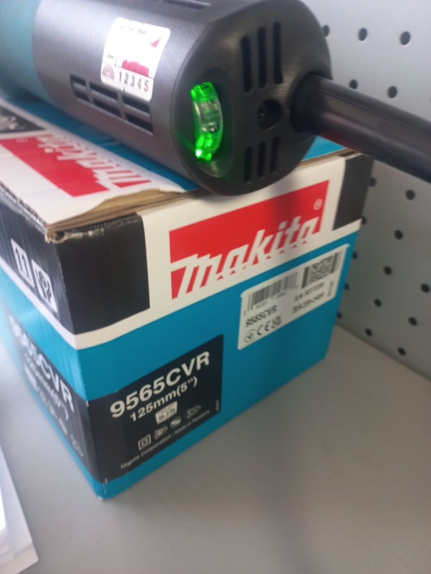 Кутова шліфмашина Makita 9565CVR – 1400 Вт,регулятор обертів,ОРИГІНАЛ