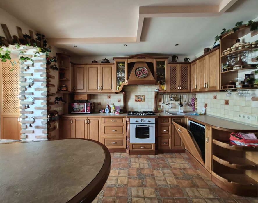 Сдам 4-х комн. квартиру автон. газ. отопление Приднепровск