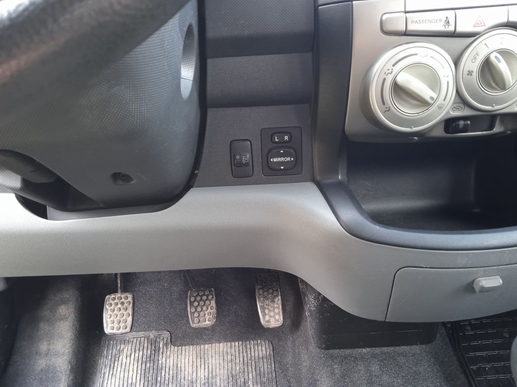 Продам DAIHATSU SIRION
Авто щойно з Австрії , в хорошому стані з оригі