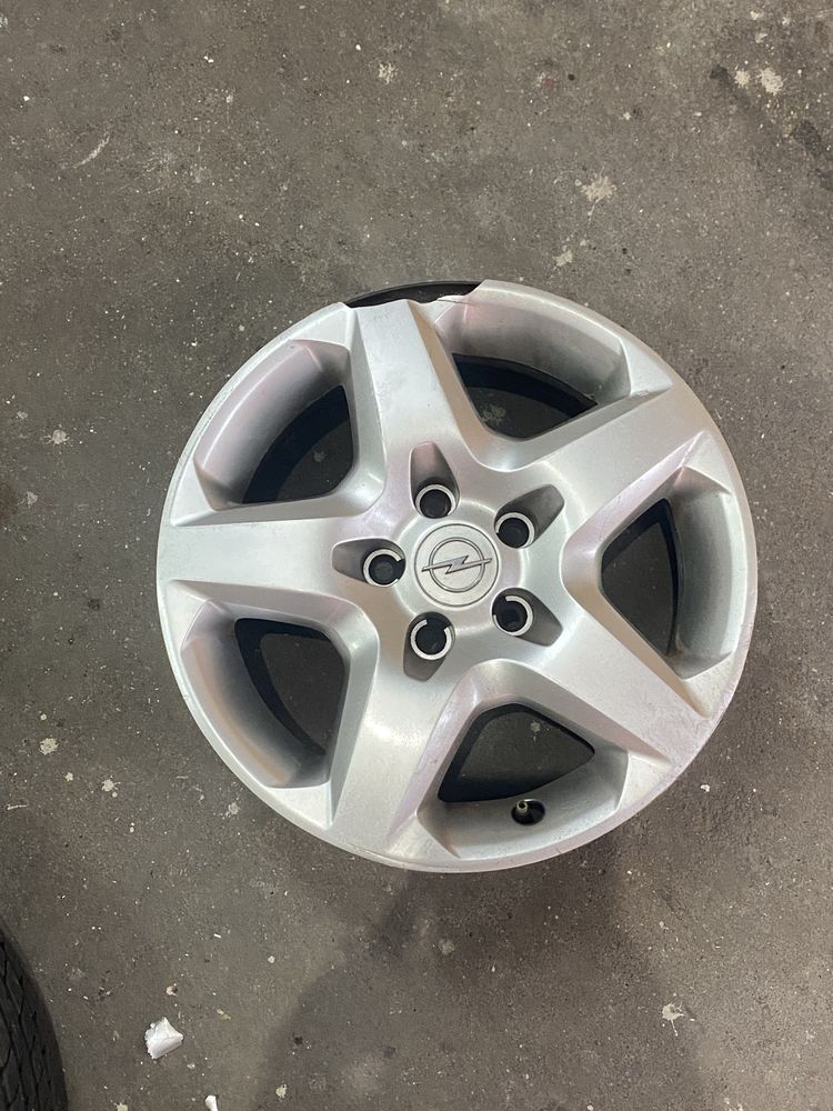 Jantes Opel astra carrinha 1300 de 2008