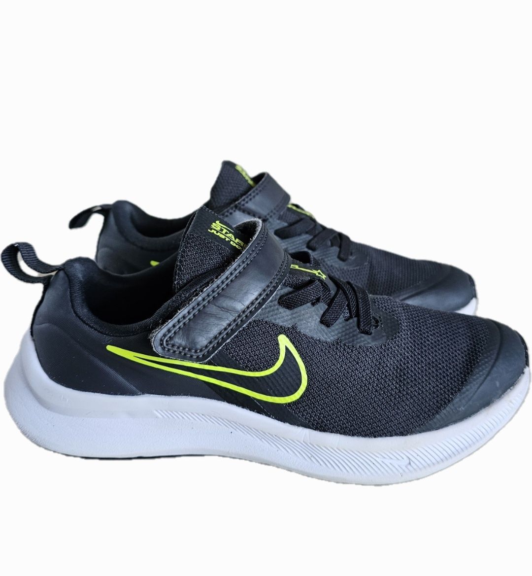 Підліткові кросівки для хлопчика "Nike Star Runner 3 " DA2777-004