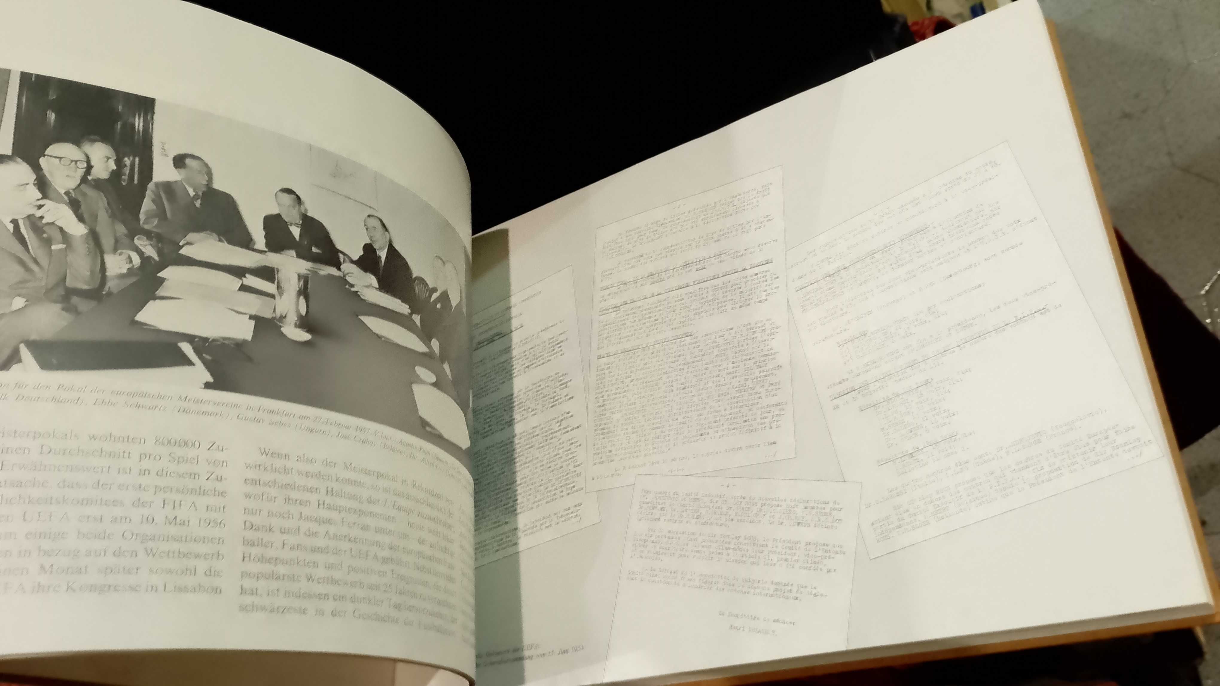 25 Jahre UEFA - Livro de Aniversário.  UEFA
