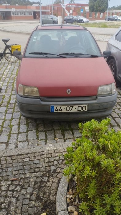 Renault Clio a gasolina