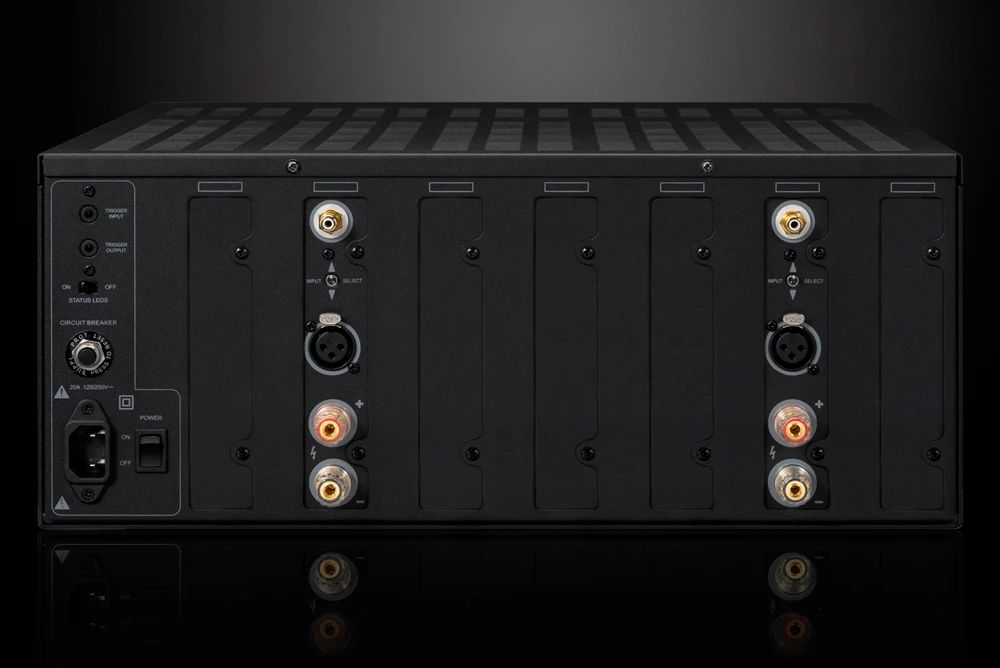 Emotiva XPA two Gen3 Stereofoniczna końcówka mocy 2x300W /8ohm