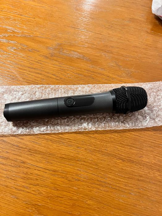 Mikrofon JBL od party one the go