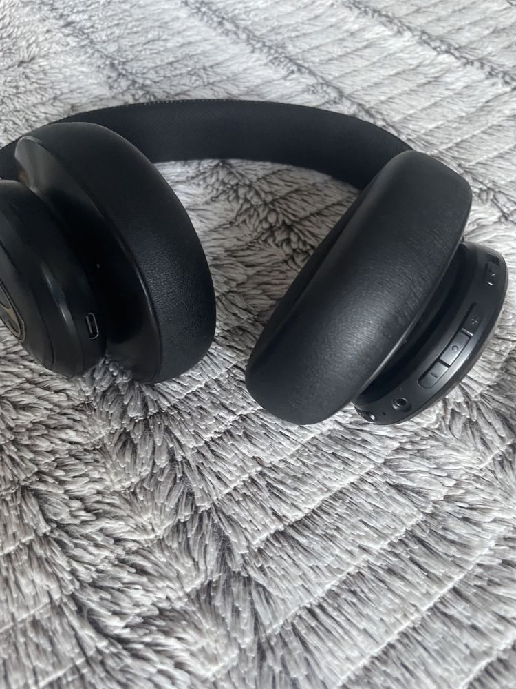 Sluchawki JBL x TOMMOROWLAND bezprzewodowe czarne