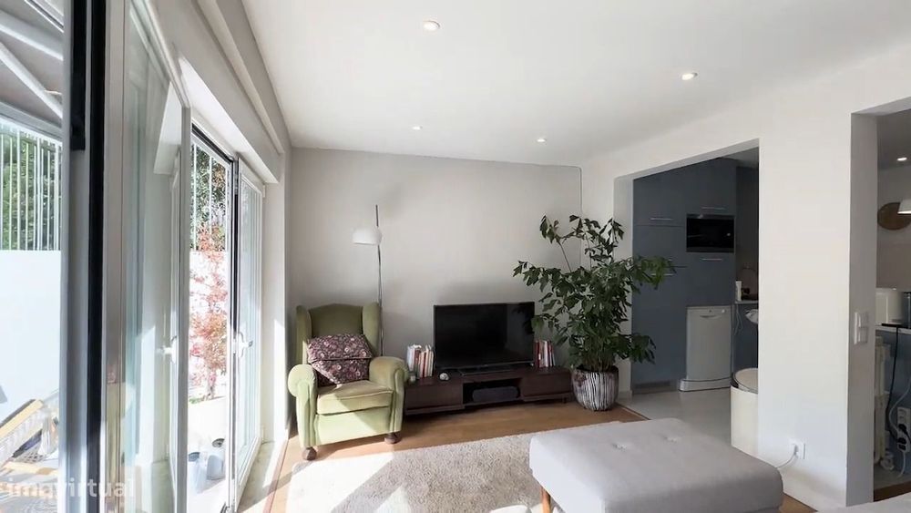 Apartamento T1 na Algés