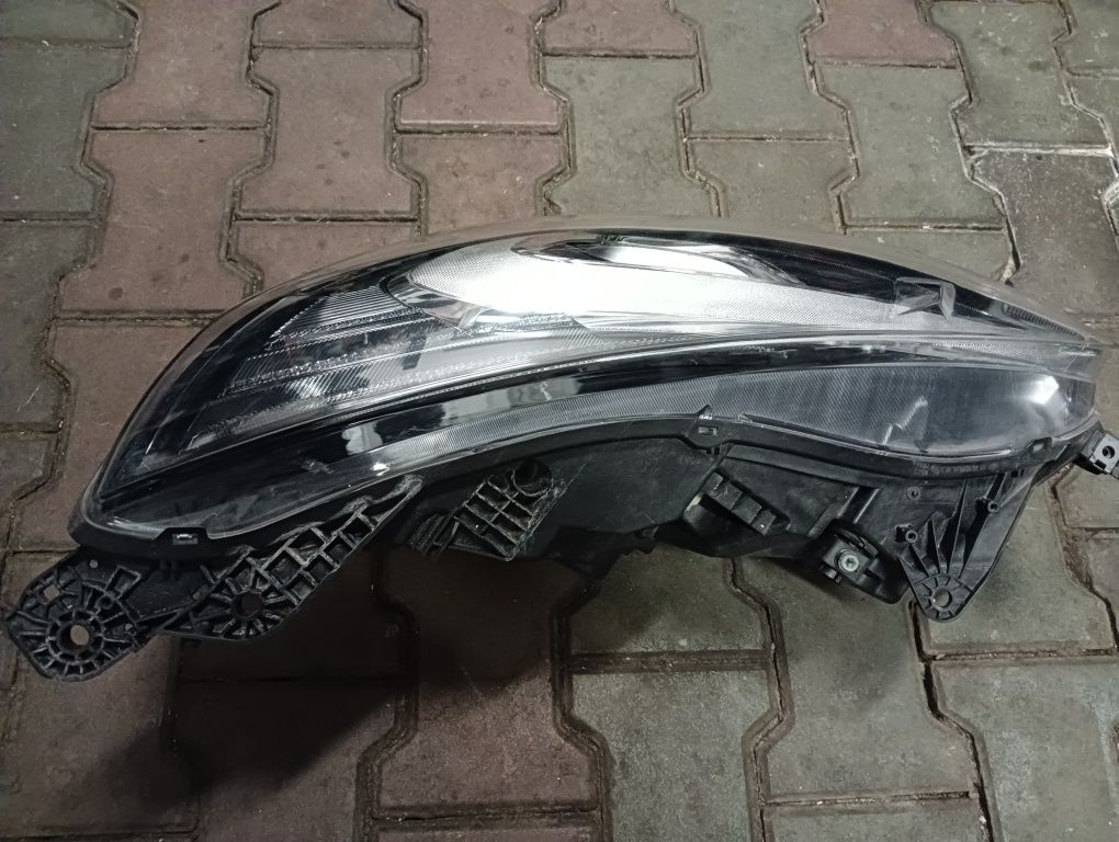 Sprzedam reflektor, lampę S-MAX mk2