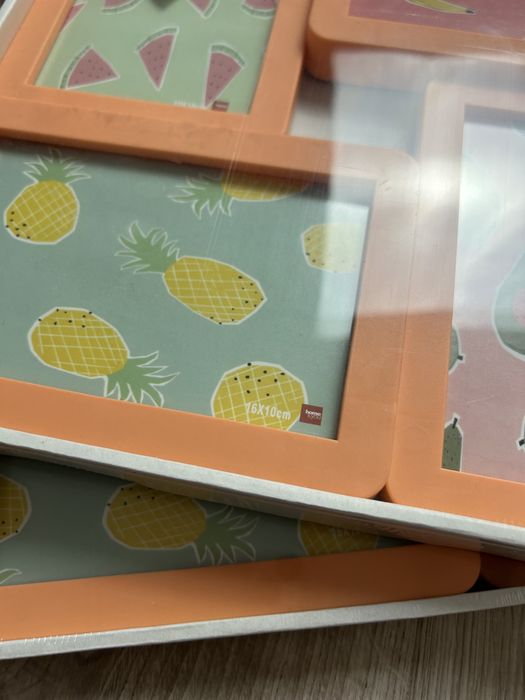 Dwie multiramki ramki Home&You na zdjęcia pomarańczowe