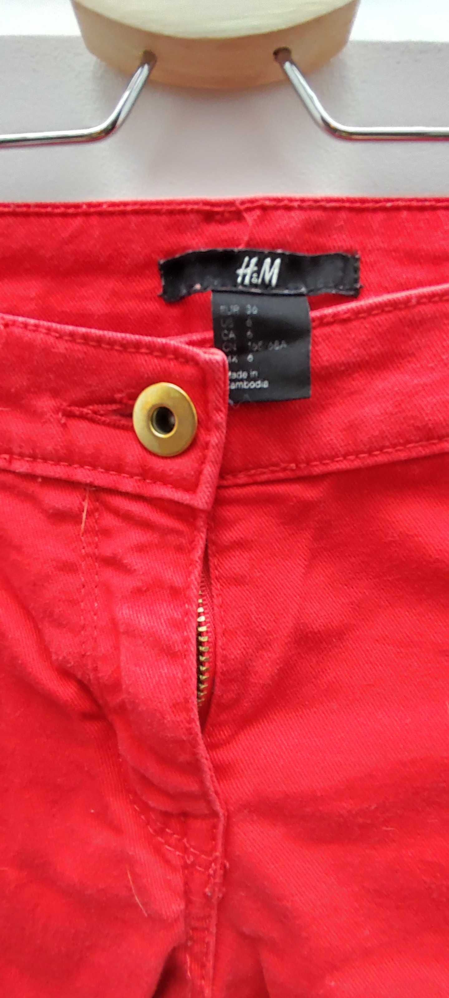 Czerwone krótkie spodenki, rozmiar 36, H&M