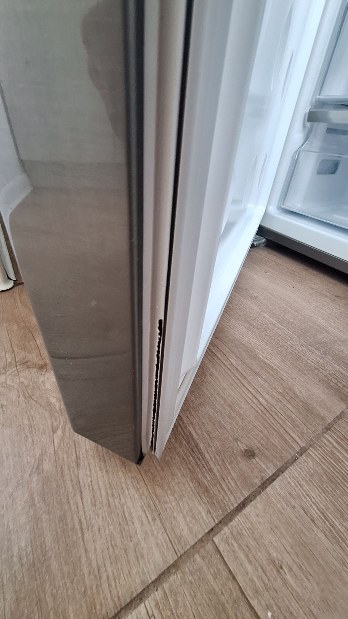 Lodówka Samsung RL58GRGIH no frost wolnostojąca srebrna