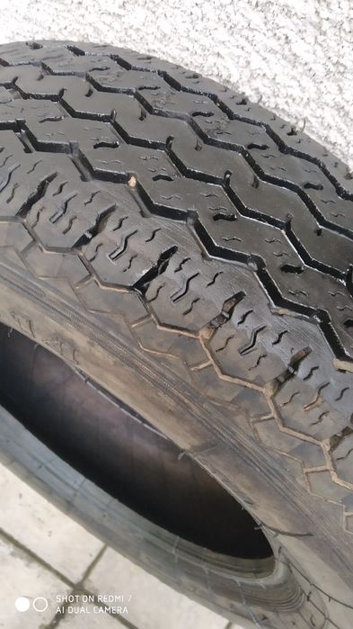 Покрышка 1 штука.175#70# 14"( цена за одну).