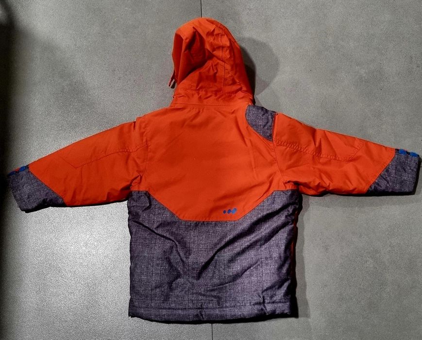 Casaco de neve para criança de 4 anos