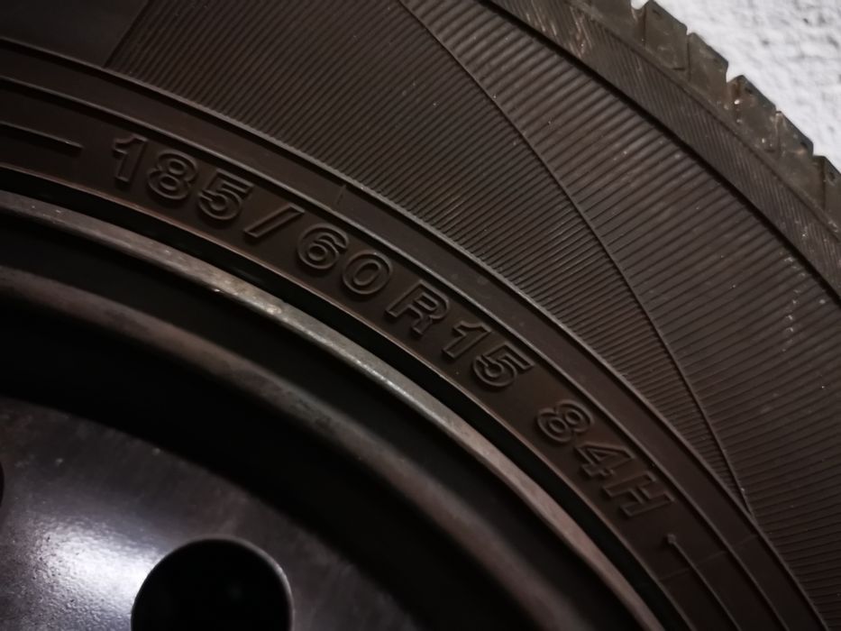2 x opona yokohama rok 2021 letnia 185/60 r15 84H + felgi