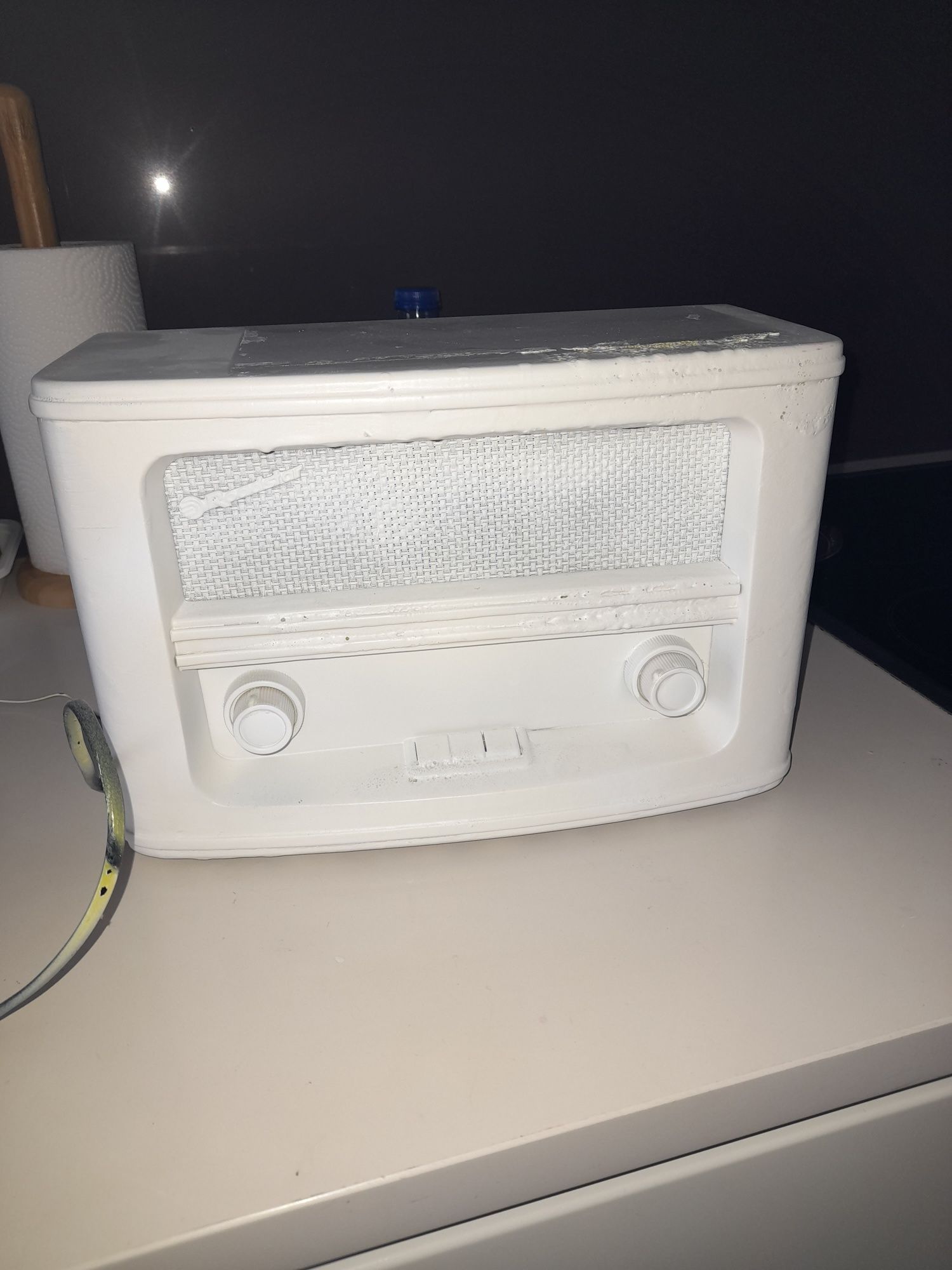 Rádios antigos (pintados)
