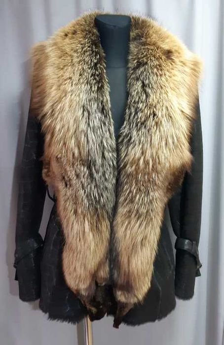 Дубленка женская воротник и опушка лиса Branco Pelle