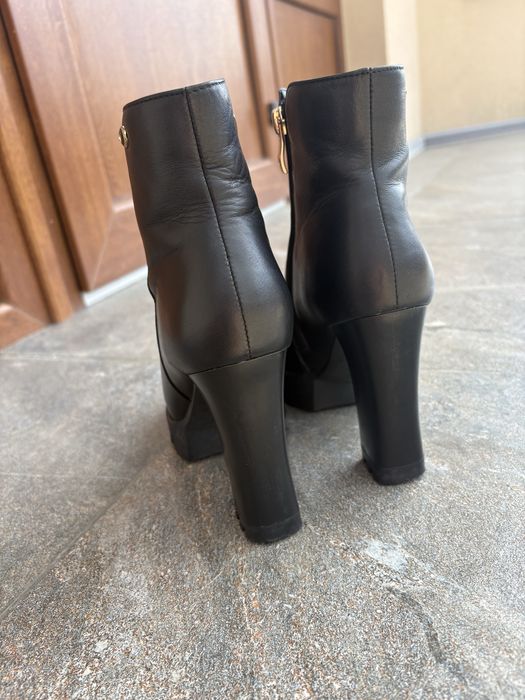 Жіночі  осінні ботельйони/ботінки/черевики