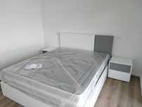 Cama em carvalho branco