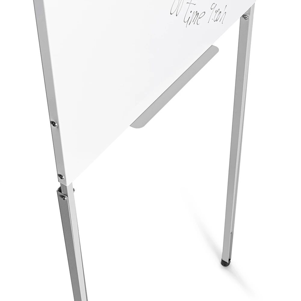 Mobilny stojak z tablicą do pisania i uchwytem na blok papieru