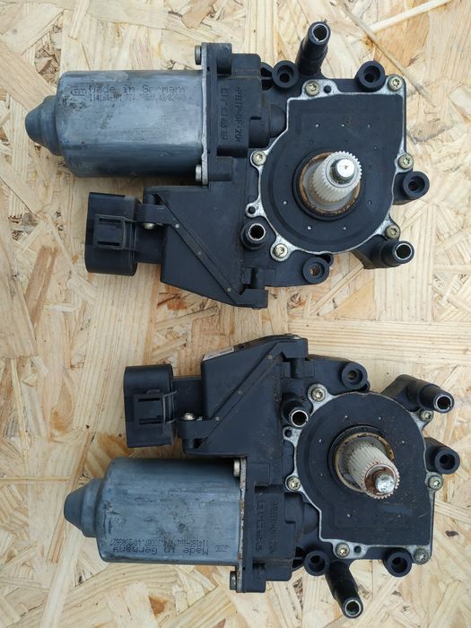 Моторчик склопідйомника Audi A4 B5 вод. пас. 8D0959801B 8D0959802B