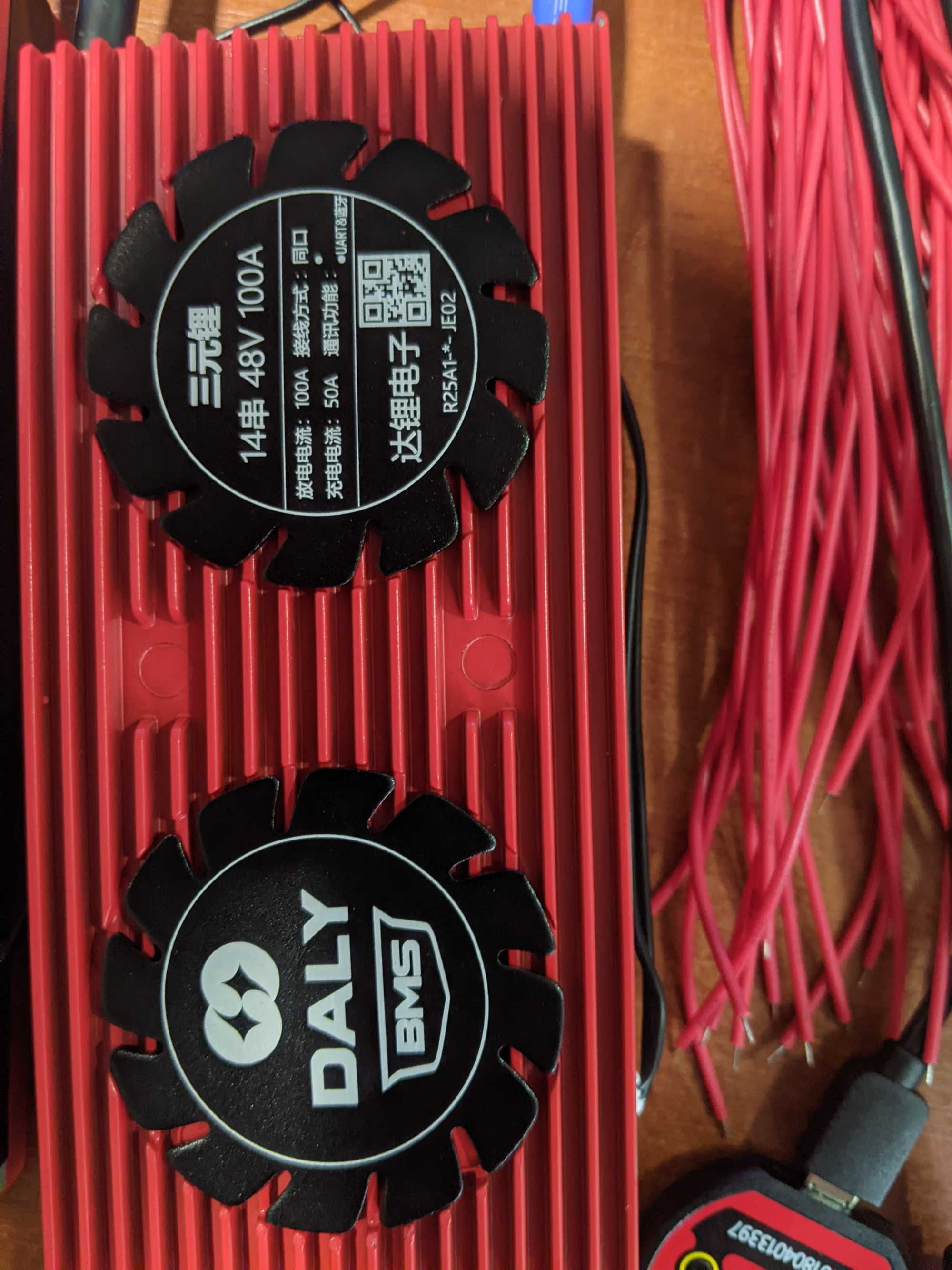 BMS контролер Daly 14S 48 вольтів 100A 150а та інвертора акумулятори