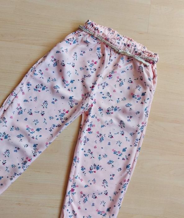 Spodnie dla dziewczynki różowe kwiatki r. 152, 11 lat, TAO