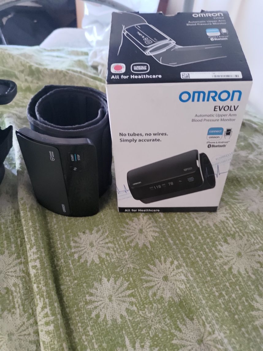Тонометр omron evolv  з блютусом