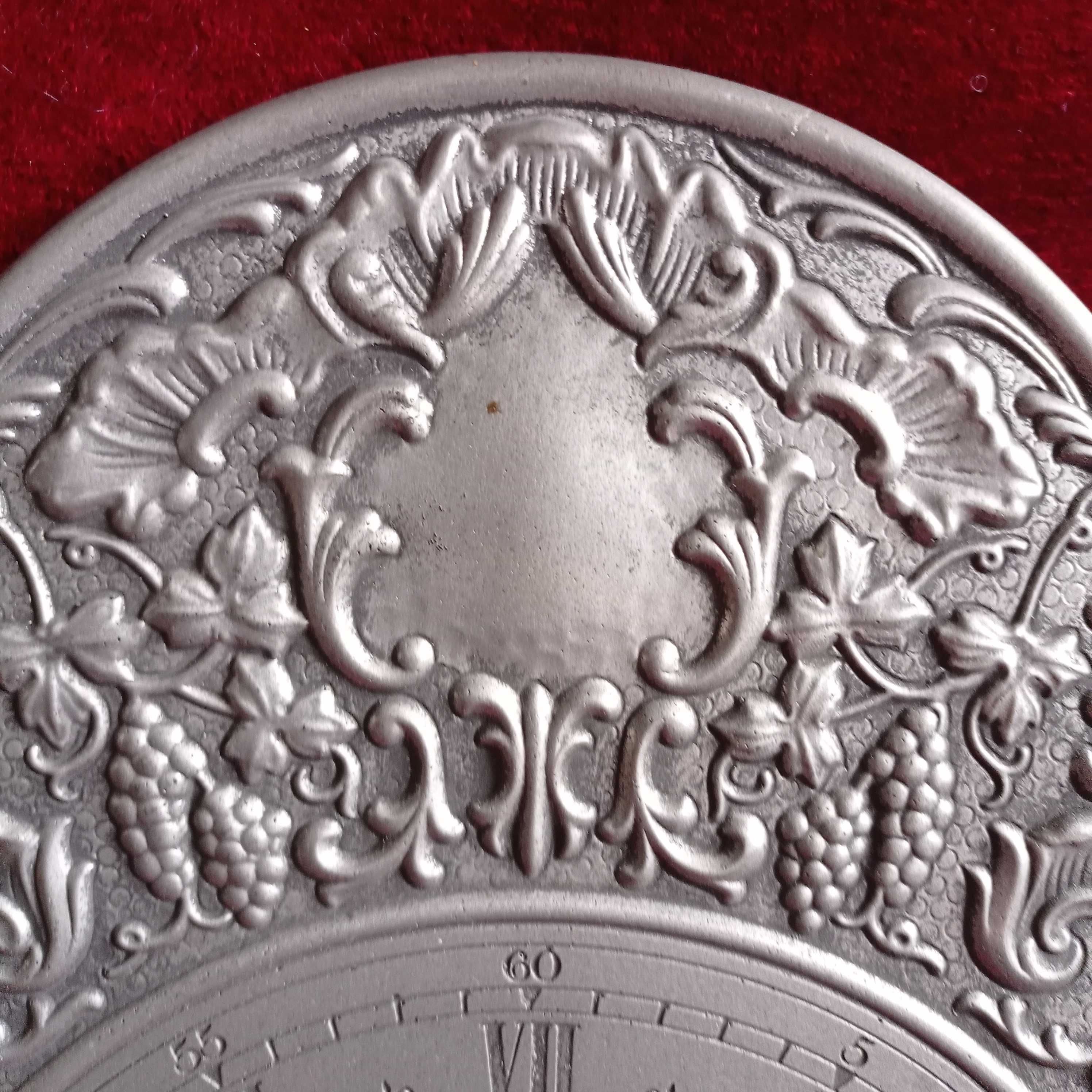 Vintage stary zegar w stylu holenderskim