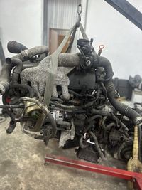 Двигун акпп двигатель т5 VW T5