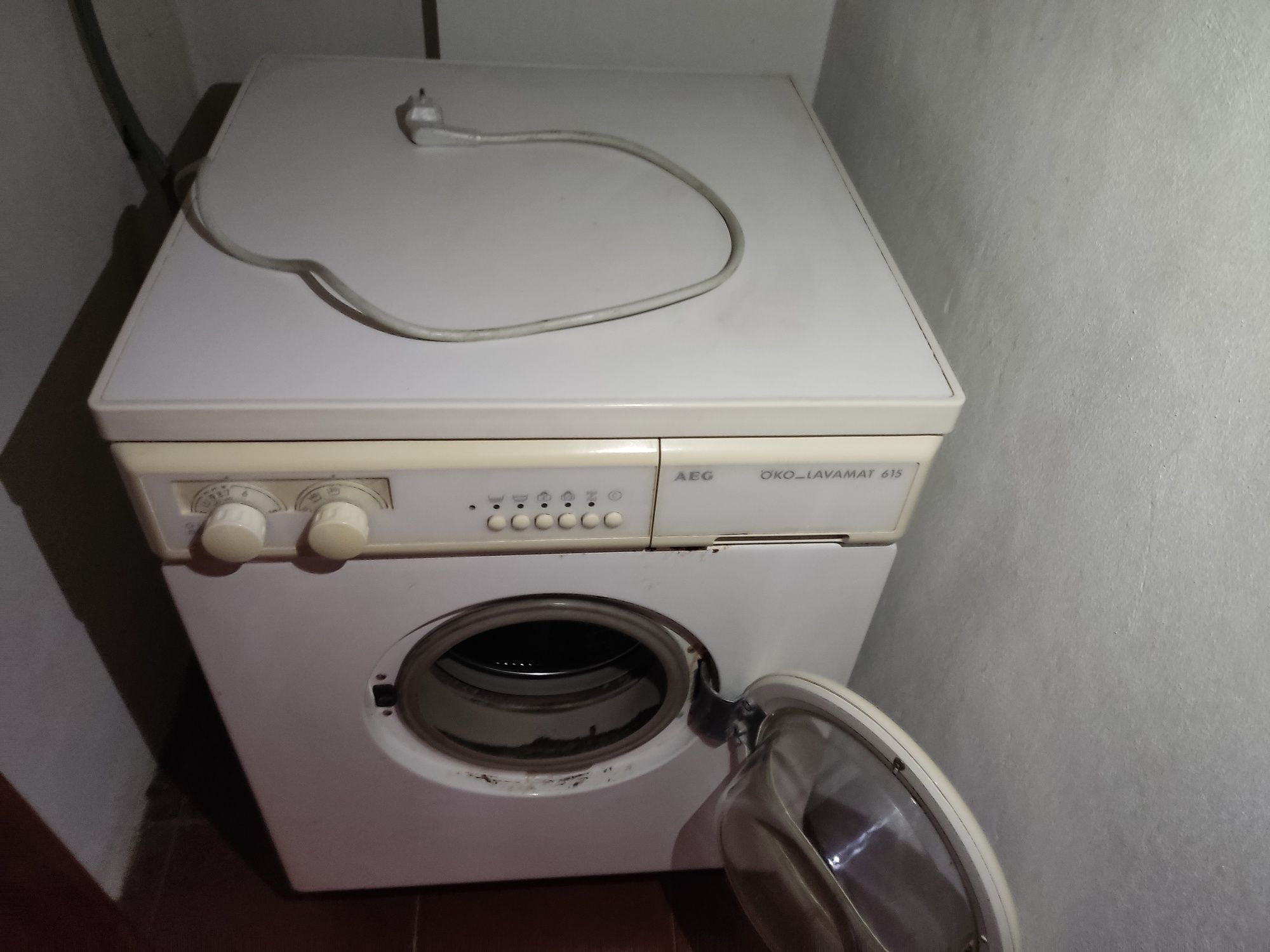 Máquina de Lavar Roupa