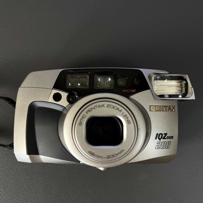 Плівковий флагманський фотоапарат Pentax IQZoom 200 made in Japan