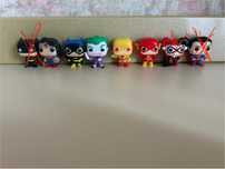 Фігурки Kinder Joy DC
