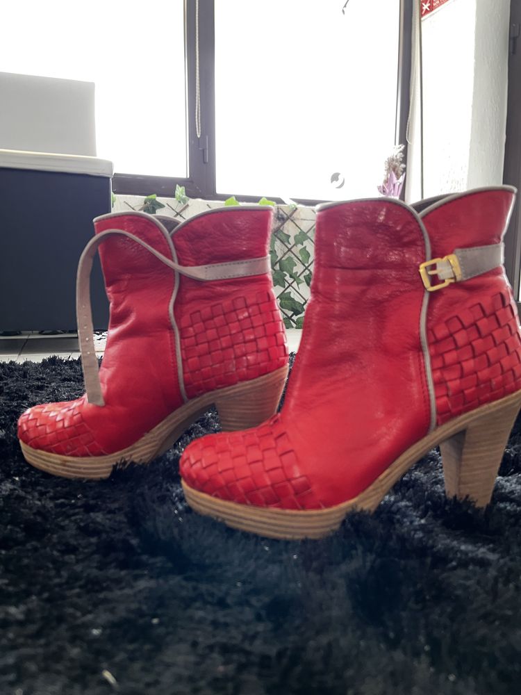 Botas Strena cano baixo em excelente estado
