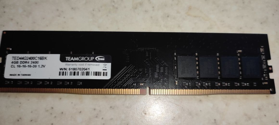 DDR4 4gb 2400 team оперативная память ОЗУ ram ted44g2400c16bk
